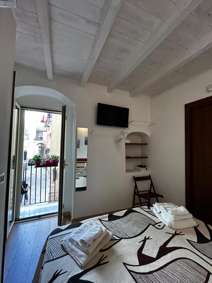 Borgo Degli Svevi Rooms Bari Zewnętrze zdjęcie